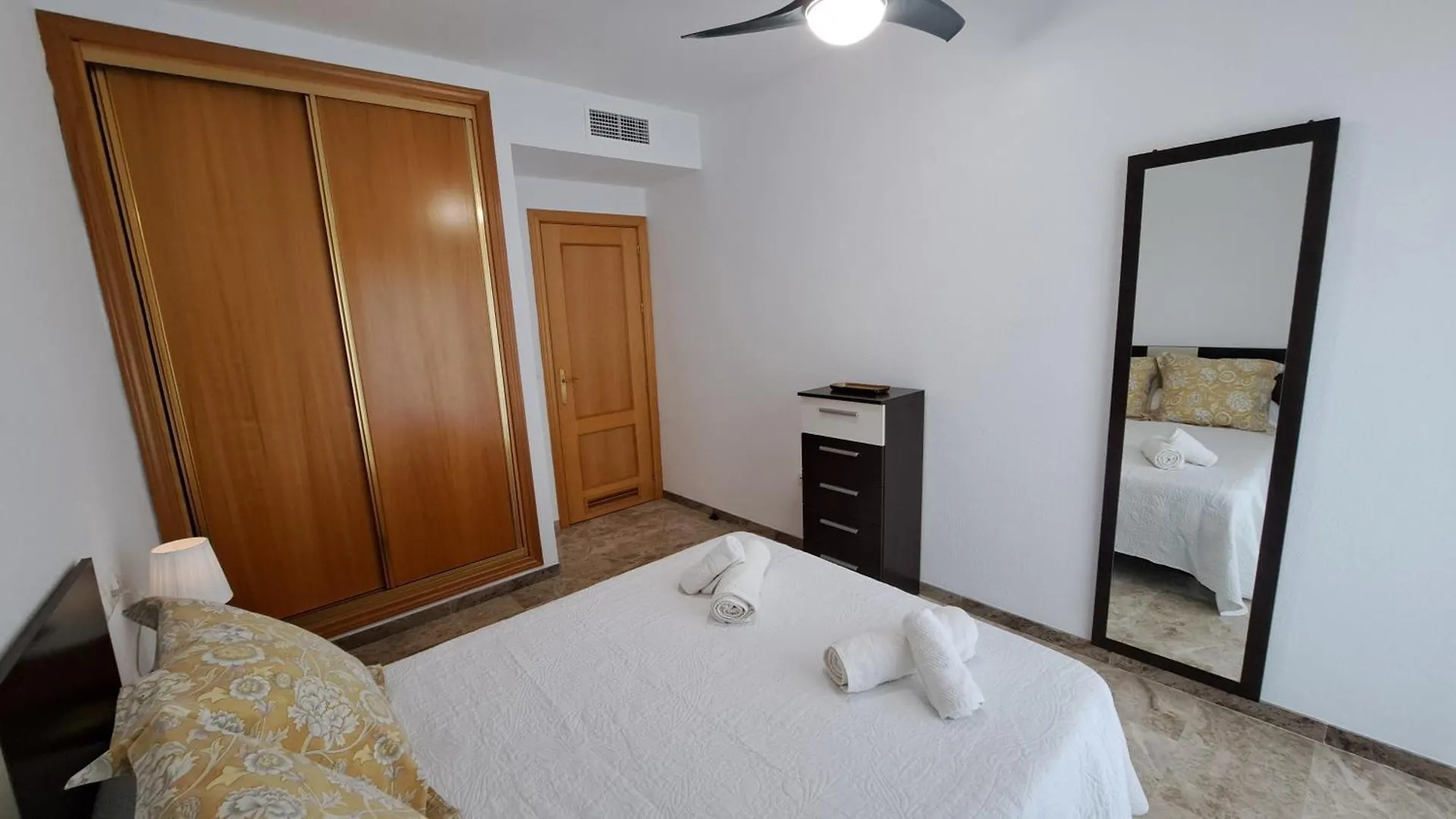 Apartamentos Maria Cristina Con Parking Gratis Cordoue Appartement