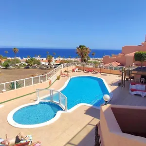 https://terraza-de-la-paz.in-canary-islands.com