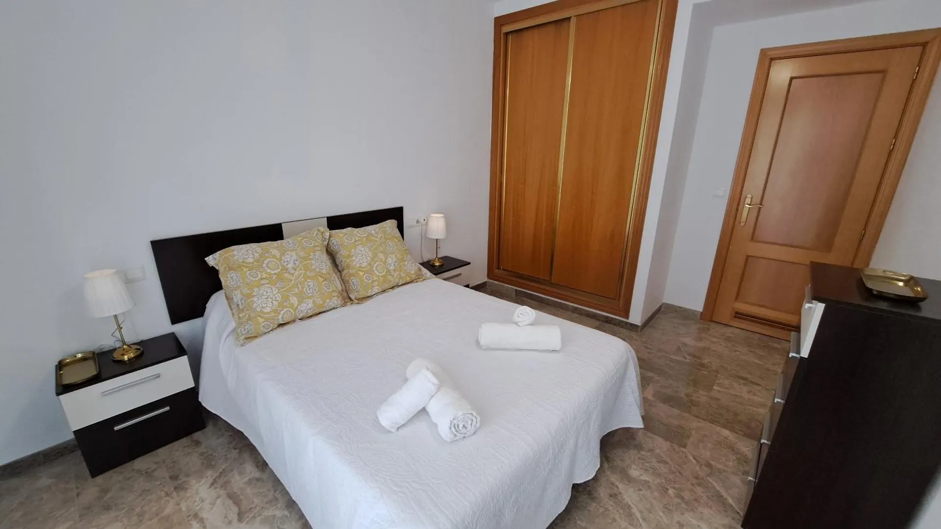 Apartamentos Maria Cristina Cordoba Apartment